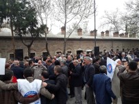 KİMYASAL SALDIRI - Ulucami'de binlerce kişi İdlib için gıyabi cenaze namazı kıldı