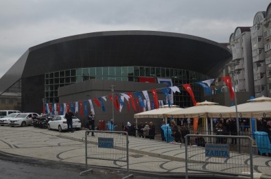 Üsküdar Muhsin Yazıcıoğlu Spor Salonu Açıldı