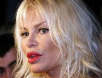 AJDA PEKKAN - Ajda Pekkan sahneye veda mı ediyor?