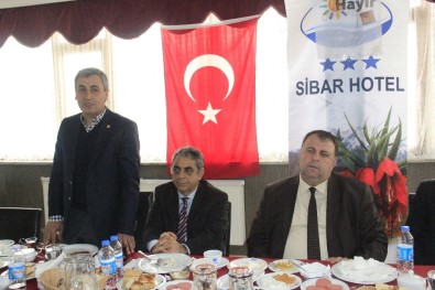 CHP Heyeti, STK Temsilcileri Ve Muhtarlarla Bir Araya Geldi