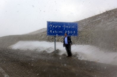 Erzurum'da Nisan Ayında Kar