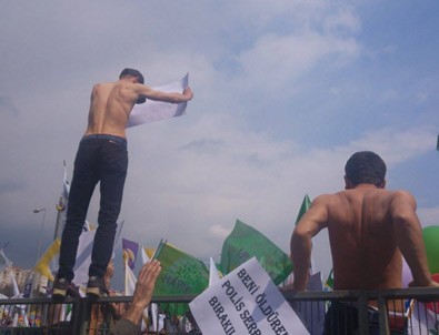 HDP, Kadıköy'de 'hayır' mitingi yaptı