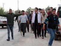 MAHALLE KAVGASI - İzmir karıştı! 500 kişilik Suriyeli grup...