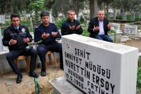 TRAFİK TESCİL - Polisler, Tüm Şehitler İçin Dua Etti