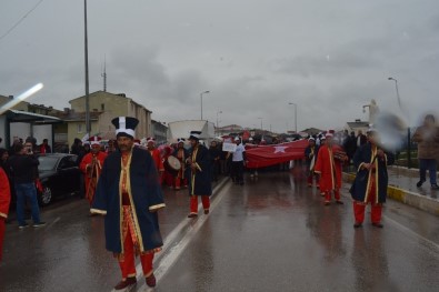 Sinop'ta Yağmur Altında 'Evet'  Yürüyüşü