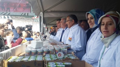 Zeytinburnu'nda Vatandaş Çiğ Köfteye Doydu