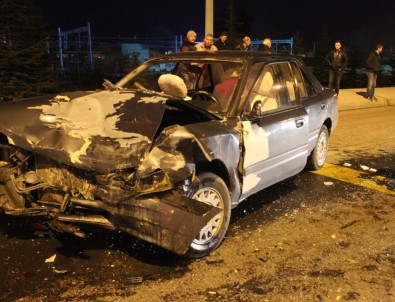 Kütahya'da Trafik Kazası Açıklaması 10 Yaralı