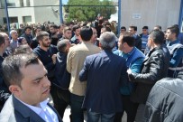 İLÇE KONGRESİ - MHP Kongresinde Arbede