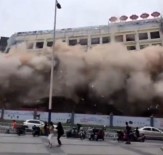 12 Katlı Bina Böyle Yıkıldı