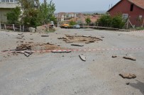 RÖGAR KAPAĞI - Kırıkkale'de Rögar Kapağı Patlaması