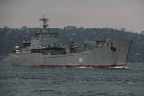 DENİZ POLİSİ - Rus Savaş Gemisi İstanbul Boğazı'ndan Geçti