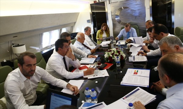 Saffet Sancaklı Cumhurbaşkanı'nın yanında