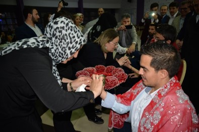 En Anlamlı Asker Kınası Bozüyük'te Yakıldı