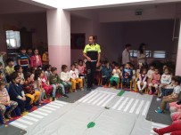 TRAFİK TESCİL - Niksar'da Minik Öğrencilere Trafik Eğitimi Verildi