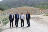 CENGIZ ERGÜN - Turgut Özal Mahallesi Çevre Ve Görüntü Kirliliğinden Kurtuluyor