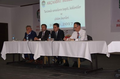 Akçaabat'ta Turizm Masaya Yatırıldı