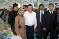 Melihı Gökçek Malatya'da imza gününe katıldı