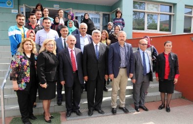 Başkan Karaosmanoğlu, Kent Genelindeki Okulları Ziyaret Etti