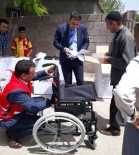 Ergani'de 20 Engelliye Tekerlekli Sandalye Dağıtıldı