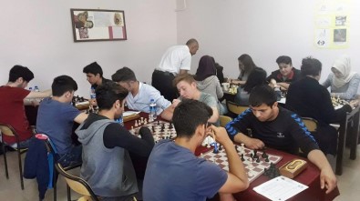 Söke'de Liseler Arası Satranç Turnuvası
