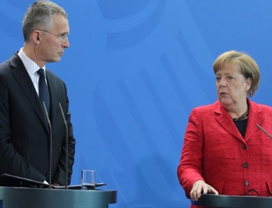 Stoltenberg ve Merkel'den açıklama! Biz yokuz