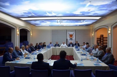 AK Parti'den 'İstişare Ve Değerlendirme' Toplantısı