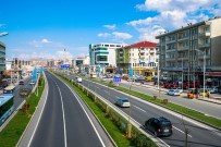 KAYAHAN - Büyükşehir Yaklaşık Bin 500 Ağaç Dikti