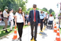 Engelliler İle Empati Kurmak İçin Zorlu Parkuru Geçtiler