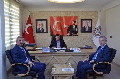 HAK-İŞ Genel Başkan Yardımcısı Halil Özdemir Açıklaması Kütahya'da 3 Bin 500 Üyemiz Var