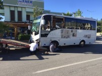 OSMAN GÜNGÖR - Kontrolden Çıkan Otobüs Pide Dükkanına Daldı