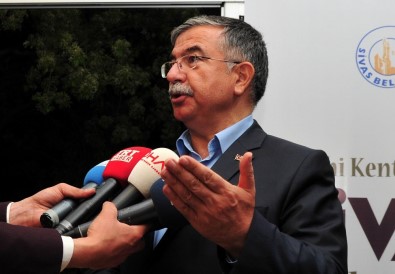 Bakan Yılmaz'dan KPSS adaylarına uyarı