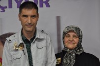 YILIN ANNESİ - Fedakar Ve Cefakar Anne, Yılın Annesi Seçildi