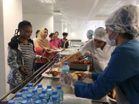 İZMIR VALILIĞI - İddiaların Odağındaki O Mülteci Merkezi Kapılarını Açtı