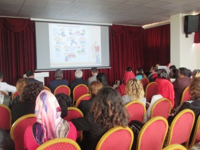 Kozan'da Özgül Öğrenme Bozukluğu, Dikkat Eksikliği Ve Hiperaktive' Semineri