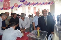 NURULLAH SAVAŞ - MHP Selendi İlçe Başkanlığına Himmet Kurukoç Seçildi