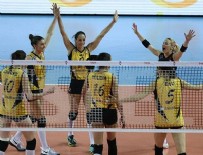 VOLEYBOL ŞAMPİYONASI - VakıfBank finale yükseldi