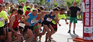 Giresun Aksu Yarı Maratonu Koşuldu