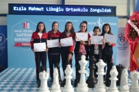 Kışla Mahmut Likoğlu Ortaokulu Satrançta Türkiye 7.'Si Oldu