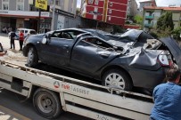 TUANA - Takla Atarak Karşı Şeritten Gelen Aracın Üzerine Uçtu