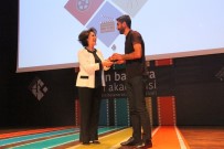 HÜLYA KOÇYİĞİT - Zor Şartlar Altında Çektiği Kısa Film 300 Film Arasından Birinci Oldu