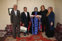 DURANKAYA - Vali Eşinden Şehit Ailelerine Ziyaret