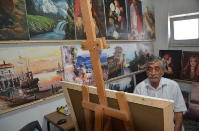 Bob Ross hayranı Zonguldaklı, TV'den izleyerek ressam oldu