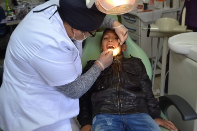 Yozgat'ta Özel Eğitimli Çocuklara Diş Taraması Yapıldı