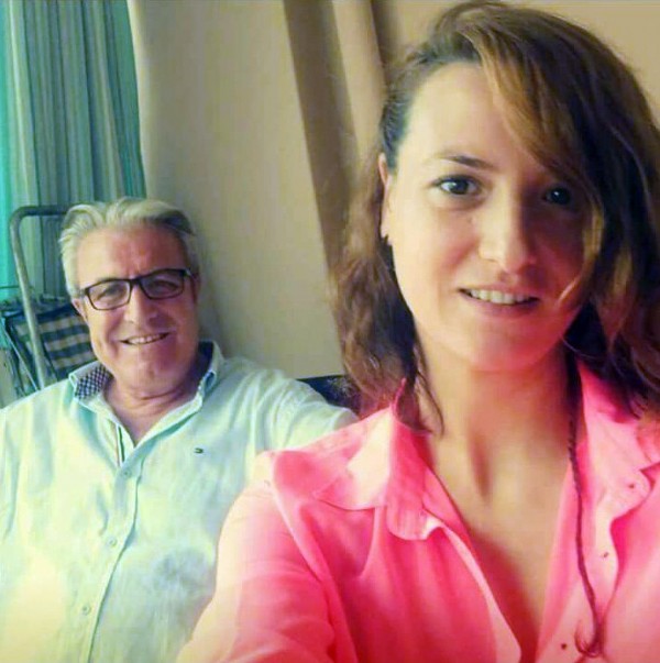 Boşandığı eşini kafasına çekiçle vurarak öldürdü