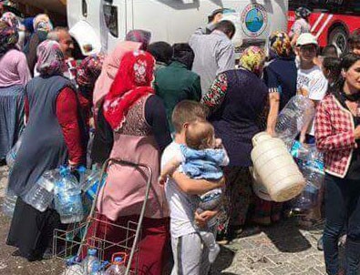 İzmir'deki su kesintisi sosyal medyanın dilinde