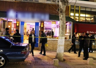 Kafedeki Silahlı Kavgada Ölü Sayısı 4'E Yükseldi
