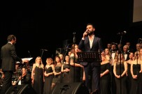 ALİŞAN - Alişan Ve Özgün Down Sendromlular Özel Konserinde Söyledi