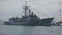 VEYSEL KÖSELE - Denizkurdu Tatbikatına Katılan Askeri Gemiler Kuşadası'nda