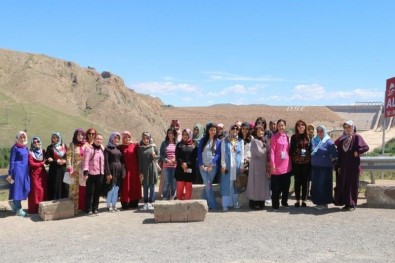 Elazığ'da, 'Kültür' Turları' Devam Ediyor