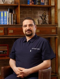 Erkeklerde Saç Dökülme Yaşı 18'E Kadar Düştü